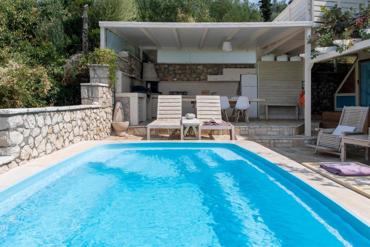 Villa Christianna Studios Áyios Nikítas Exteriör bild