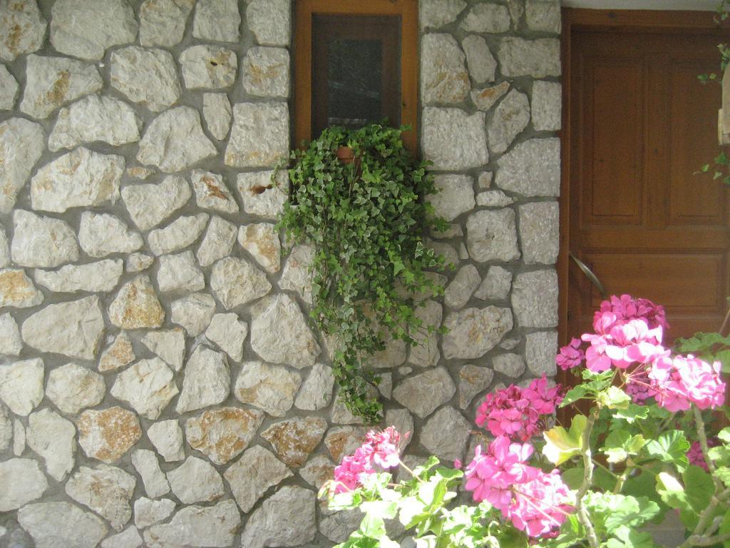 Villa Christianna Studios Áyios Nikítas Exteriör bild