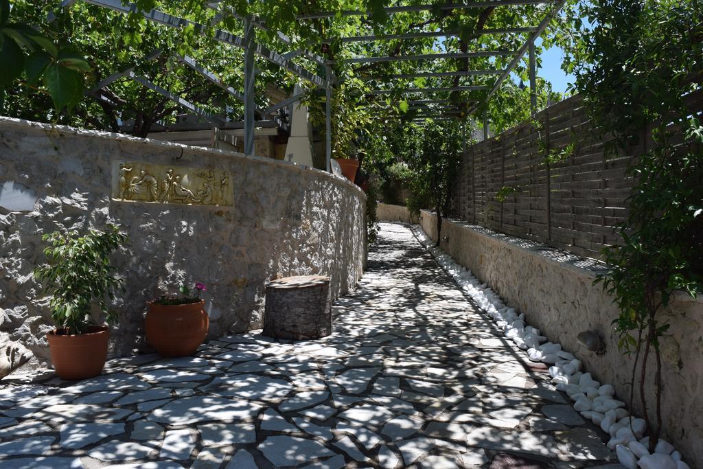 Villa Christianna Studios Áyios Nikítas Exteriör bild
