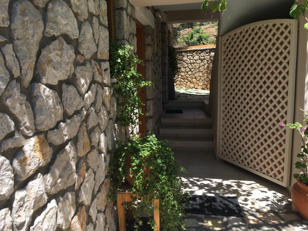 Villa Christianna Studios Áyios Nikítas Exteriör bild